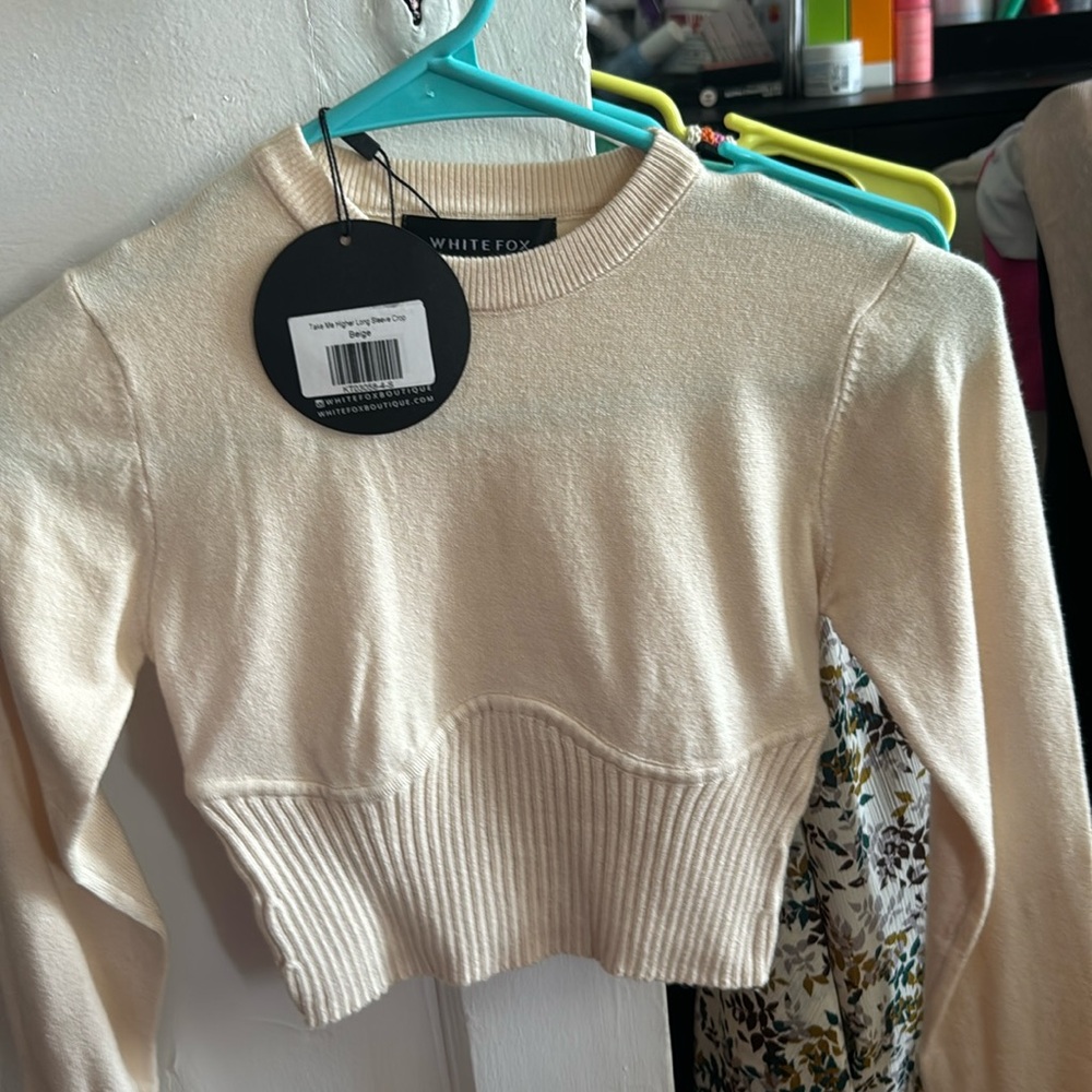 BRAND NEW WHITE FOX LONG SLEEVE